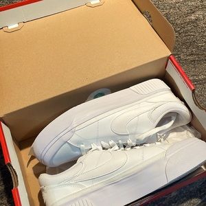Women’s Nike Court Legacy Lift
